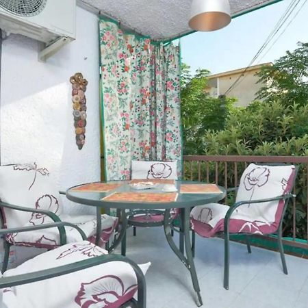 The Apartment Is Next To The Fine Sandy Beaches Vilanova i la Geltrú Exterior foto